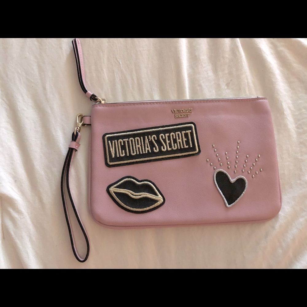 victoria secret wristlet